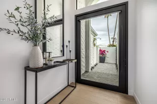 Photo #6: 6980376 Listing 