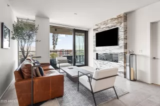 Photo #2: 6980391 Listing 