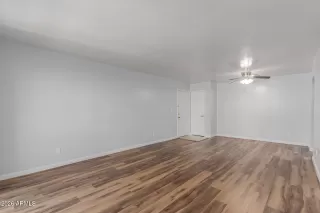 Photo #6: 6980422 Listing