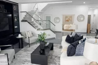 Photo #1: 6980437 Listing 