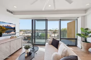 Photo #2: 6980506 Listing 