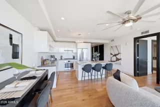 Photo #3: 6980506 Listing 