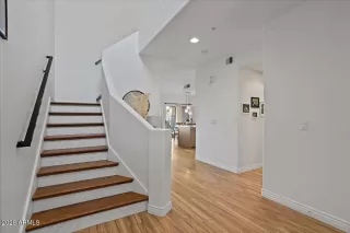 Photo #2: 6980514 Listing 