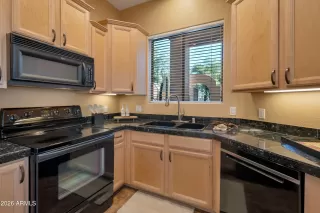 Photo #4: 6980517 Listing 