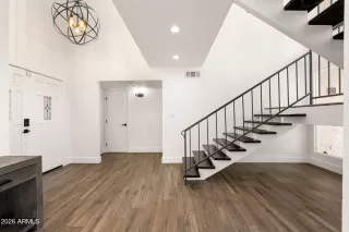 Photo #5: 6980728 Listing 