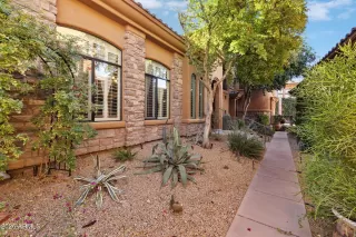 Photo #2: 6980993 Listing 