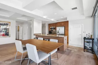 Photo #6: 6981005 Listing 