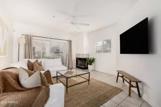 Photo #1: 6981137 Listing 