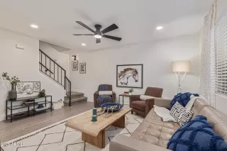 Photo #1: 6981275 Listing 