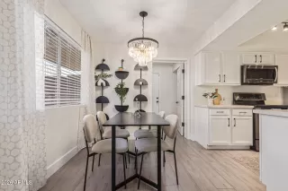 Photo #3: 6981275 Listing 