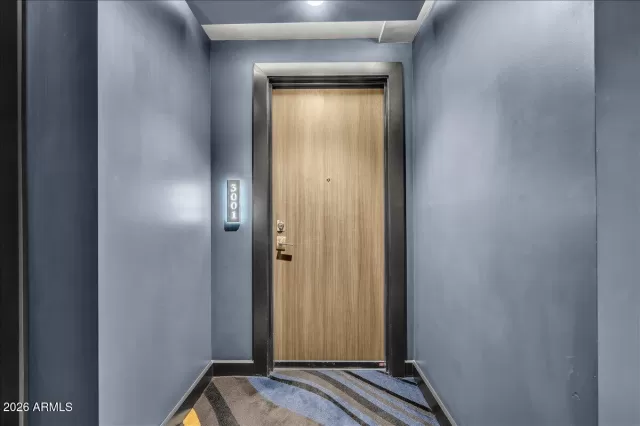 MLS: 6981292 Condo For Sale