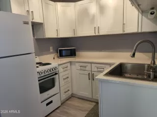 Photo #4: 6981389 Listing 