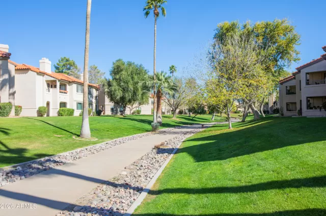 MLS: 6981494 Condo For Sale