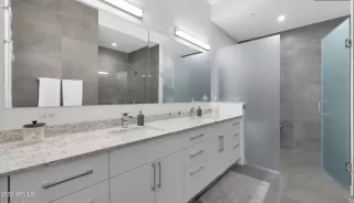 Photo #6: 6981546 Listing 