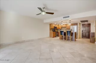 Photo #6: 6981711 Listing 