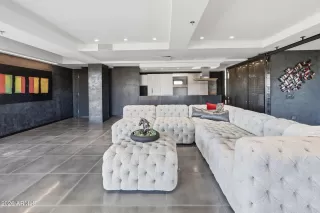 Photo #4: 6981852 Listing 