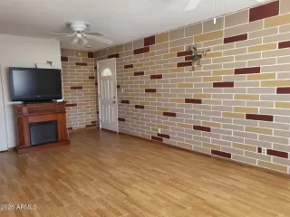 Photo #3: 6981963 Listing 