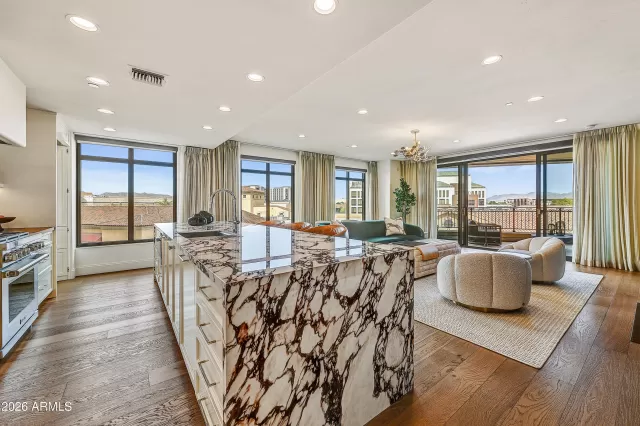 MLS: 6982186 Condo For Sale