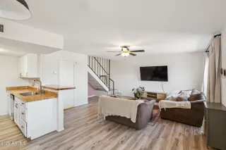 Photo #4: 6982263 Listing 