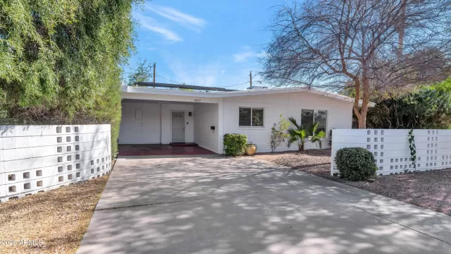 MLS: 6982409 Condo For Sale