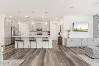 Photo #6: 6982610 Listing