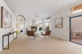 Photo #2: 6982701 Listing 