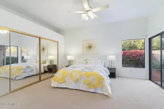 Photo #5: 6982701 Listing 