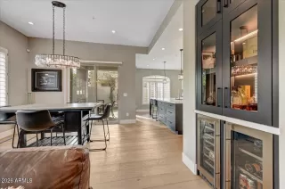 Photo #2: 6982728 Listing 