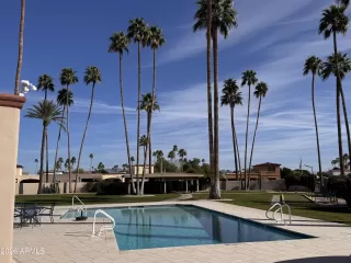 Photo #2: 6982751 Listing 