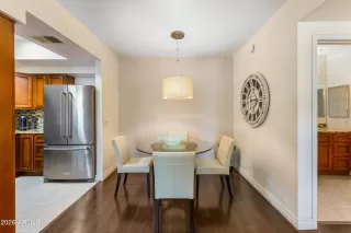 Photo #5: 6982903 Listing 