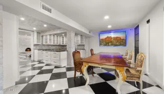 Photo #3: 6983265 Listing 