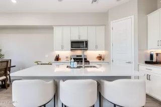 Photo #3: 6983502 Listing 