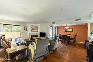 Photo #2: 6983700 Listing 