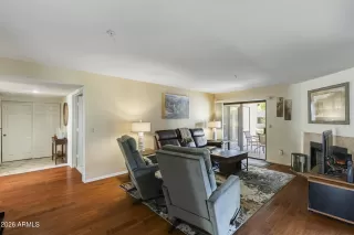 Photo #3: 6983700 Listing 