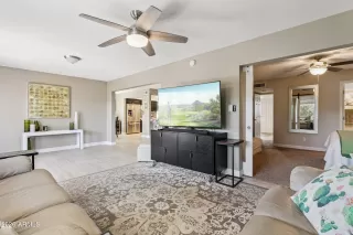 Photo #6: 6983746 Listing 