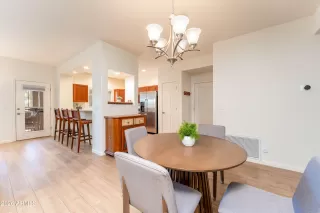 Photo #4: 6983876 Listing