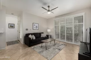 Photo #4: 6983949 Listing