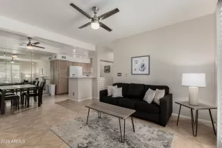 Photo #5: 6983949 Listing