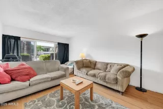 Photo #6: 6984070 Listing 