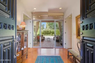 Photo #1: 6984114 Listing