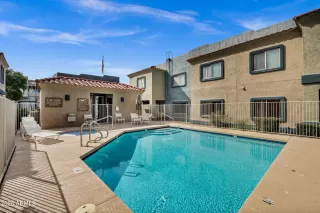 Photo #2: 6984354 Listing