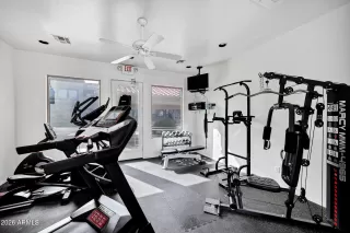 Photo #3: 6984354 Listing