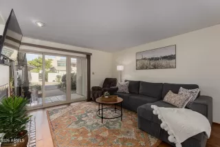 Photo #2: 6984404 Listing