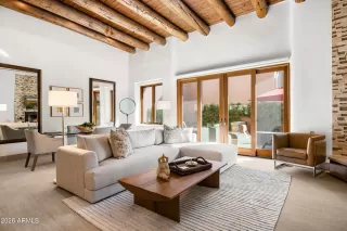 Photo #1: 6984479 Listing