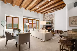 Photo #3: 6984479 Listing