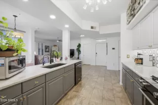 Photo #6: 6984498 Listing 