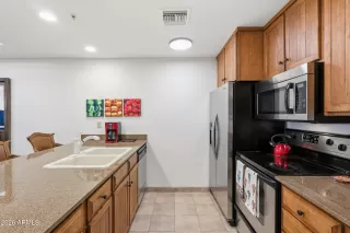 Photo #6: 6984549 Listing