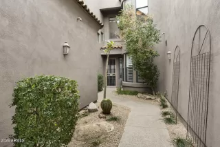 Photo #1: 6984640 Listing 