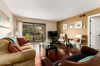 Photo #2: 6985021 Listing