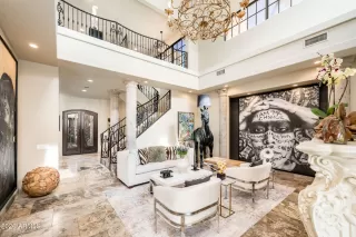 Photo #1: 6985022 Listing 